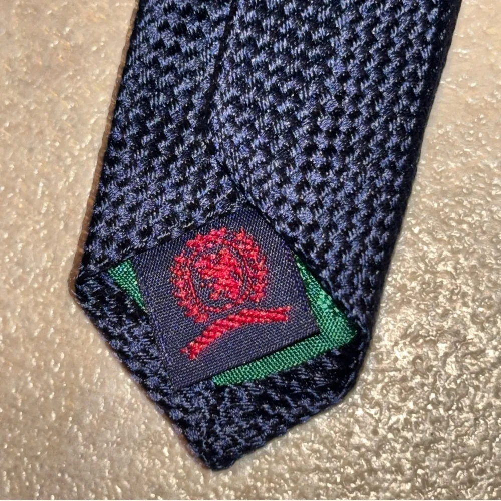 Tommy Hilfiger Men's Red Striped Silk Repp Tie with Navy Accents